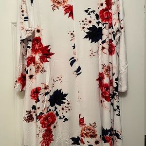 Women’s Floral tunic top